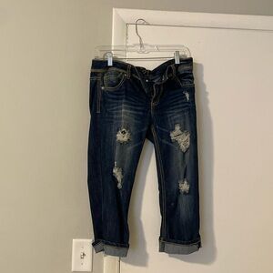 Kapri ripped jeans. Rue 21